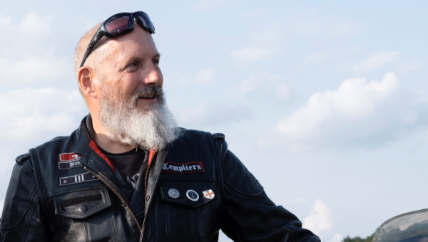 Portrait d'un montheysan membres des "Templiers", des bikers au grand coeur